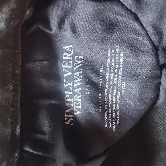 Jeans - Picture 5 of 5